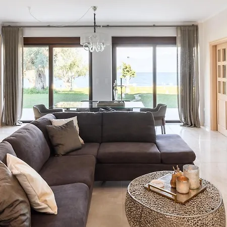 Βίλα Filoxenia - By The Sea - Up To 12 Guests *