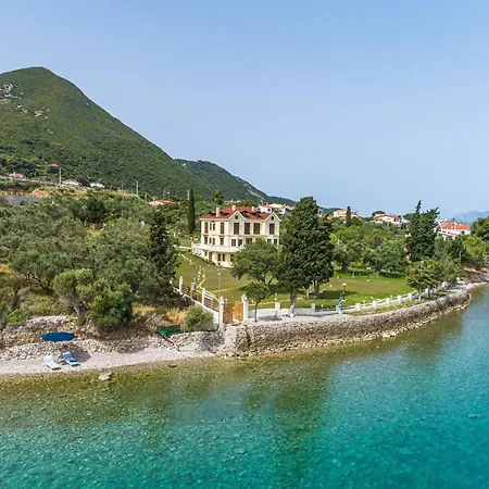 Filoxenia - By The Sea - Up To 12 Guests