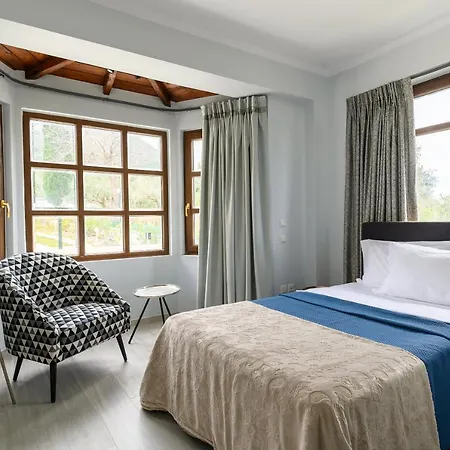 Filoxenia - By The Sea - Up To 12 Guests Kato Rodini