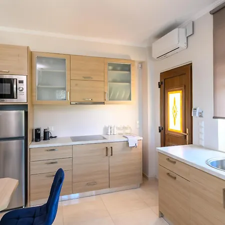 Filoxenia - By The Sea - Up To 12 Guests