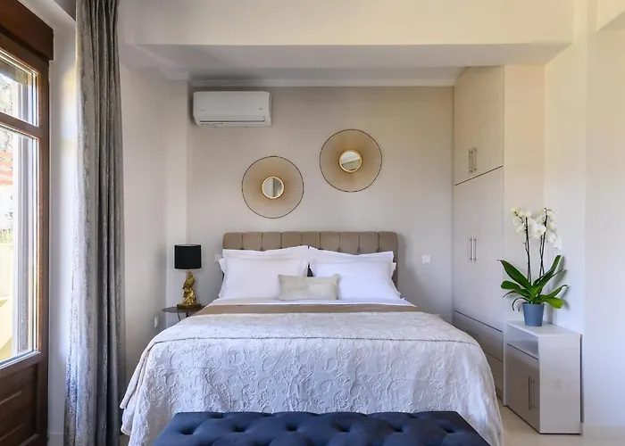 Villa Filoxenia - By The Sea - Up To 12 Guests *