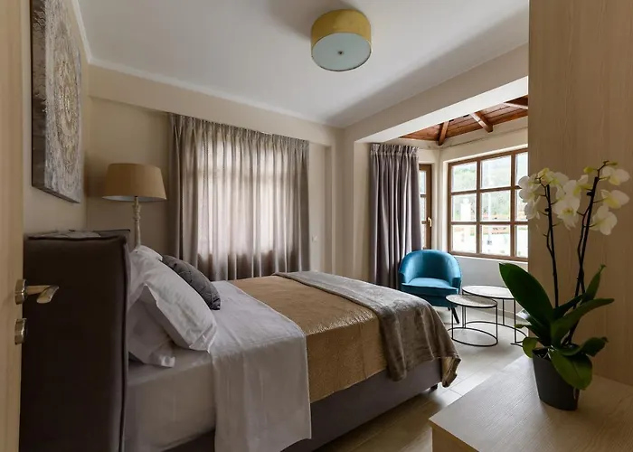 Villa Filoxenia - By The Sea - Up To 12 Guests Kato Rodini