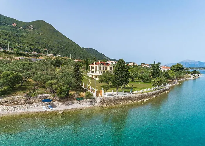 Filoxenia - By The Sea - Up To 12 Guests