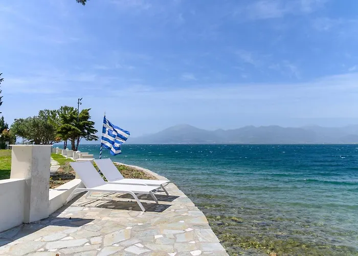 Filoxenia - By The Sea - Up To 12 Guests *