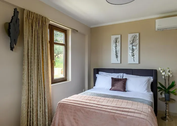 Filoxenia - By The Sea - Up To 12 Guests * Kato Rodini